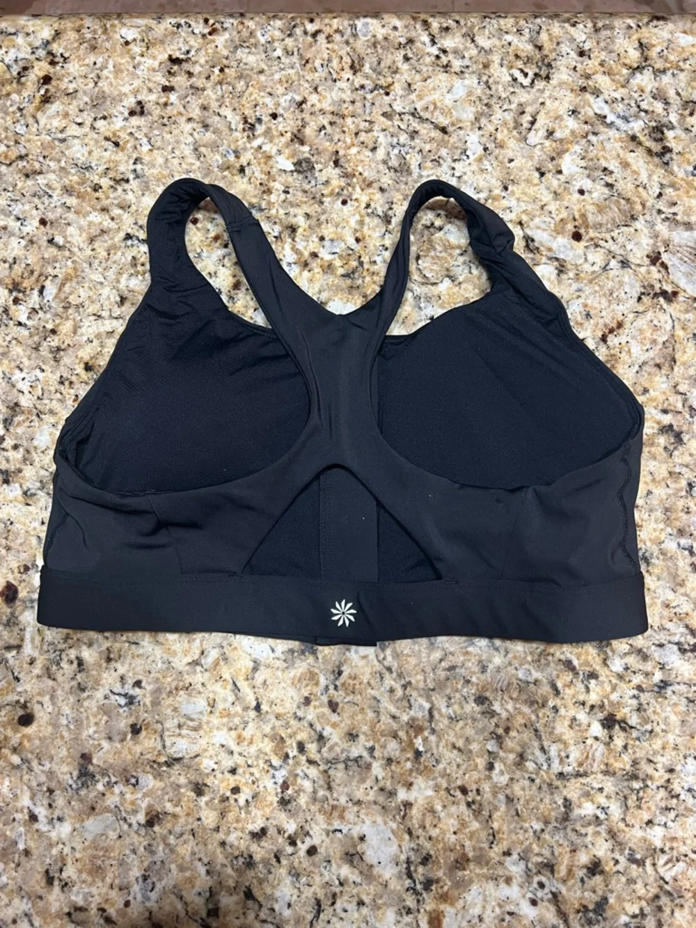 New - Athleta Ultimate Zip Front Sports Bra D-DD in Black | Size Large